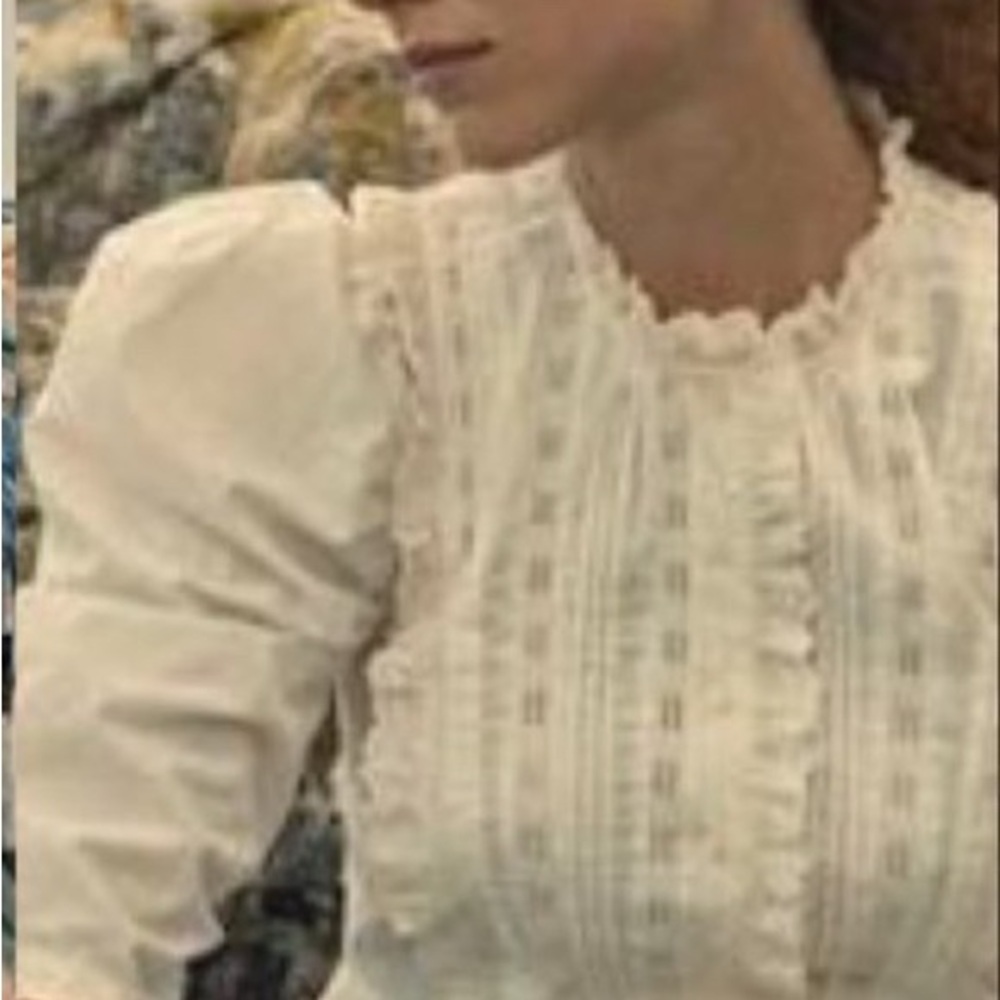 Doen Ivory Lace Top